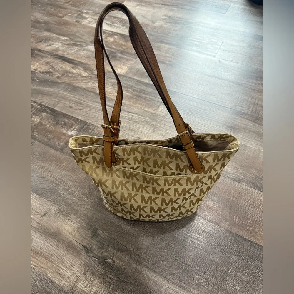Michael Kors Brown Monogram‎ Tote Bag
